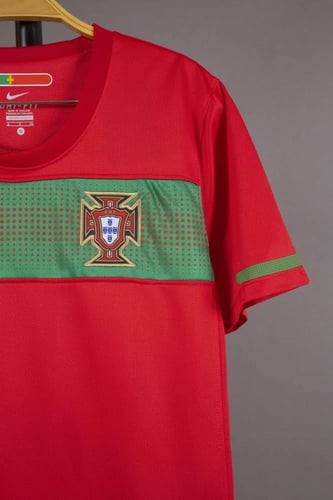 قميص البرتغال - كاس العالم 2010