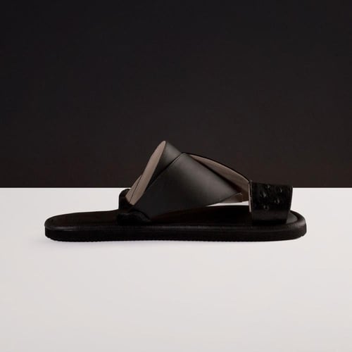 حذاء شرقي فاخر جلد طبيعي اسود MA39