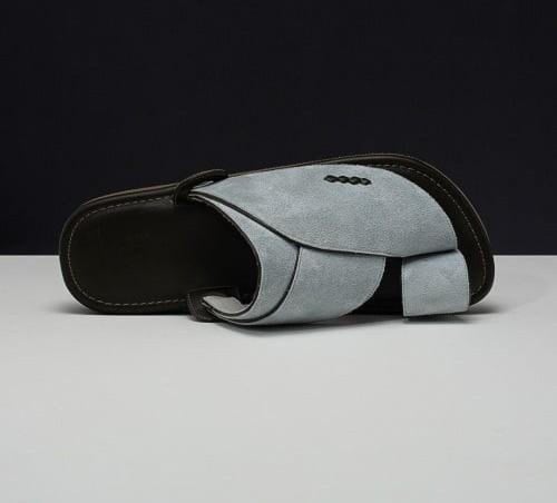 حذاء رجالي جلد طبيعي شامواة.