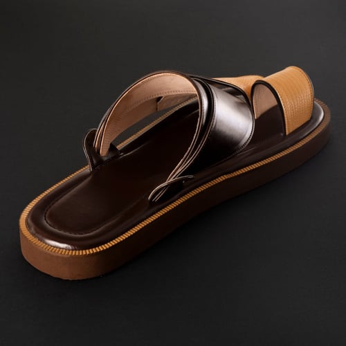 حذاء شرقي جلد طبيعي بنقشة جلد السحلية لون بني wm40