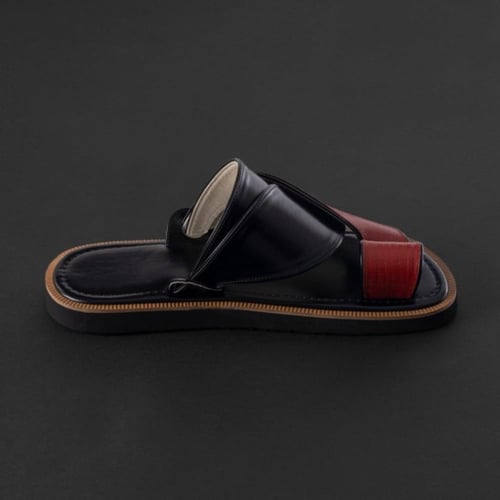 حذاء شرقي بنقشة جلد السحلية wm45