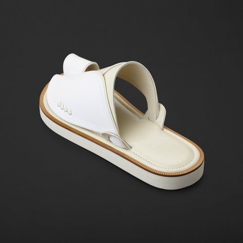 حذاء رجالي لون ابيض هلا سكري