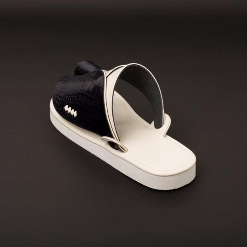 حذاء شرقي جلد طبيعي لون كحلي ايطالي MH111