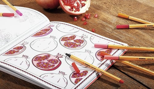 ستابيلو فاينلاينر بوينت 88 مجموعة من 40 لون