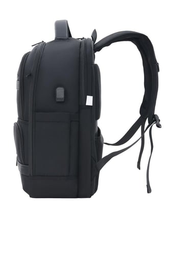 فلستوب شنطةظهر18"مع مقلمية اسود