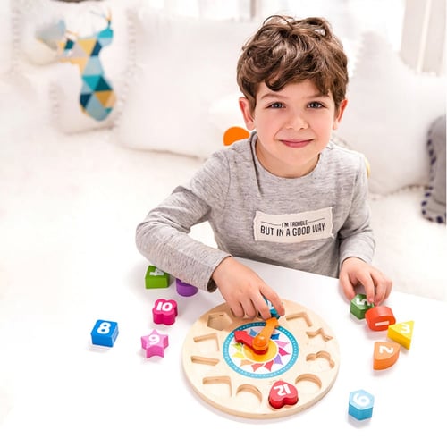 كلاسيك ورلد- لعبة الساعة الخشبية