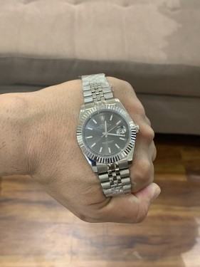 ساعة رولكس