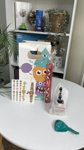 عيدية نجم الحمراء