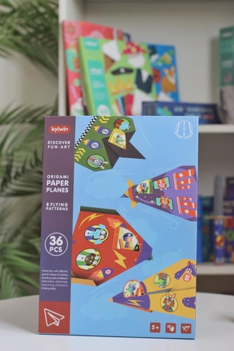 ٥ عيديات طائرة ورقية