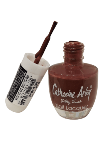 طلاء اظافر قطعة واحدة