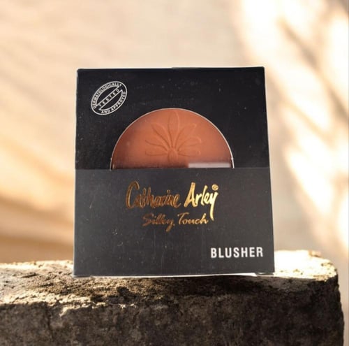 بودرة احمر خدود برونز