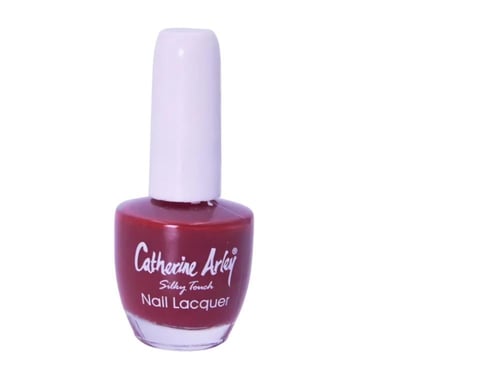 طلاء اظافر قطعة واحدة