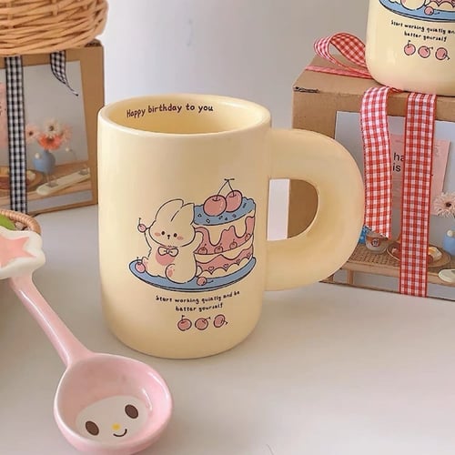 كوب يوم الميلاد بدون ملعقة