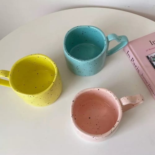 كوب عصري بمقبض قلب