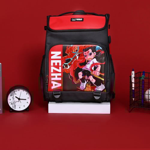 حقيبة ظهر مدرسية