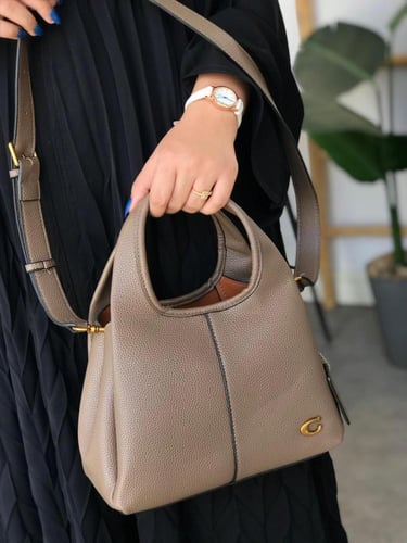 شنطة نسائية