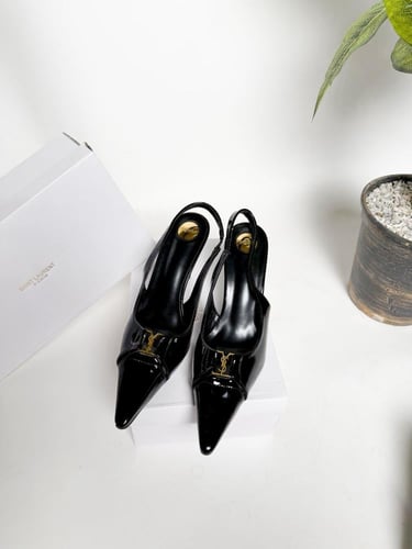 كعب نسائي سان لوران