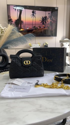 شنطة ديور جولي صغير