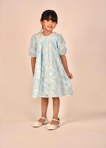 فستان بناتي