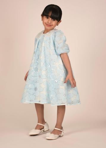 فستان بناتي