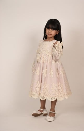 فستان بناتي