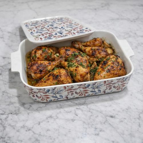 صينية فرن بنقش مميز