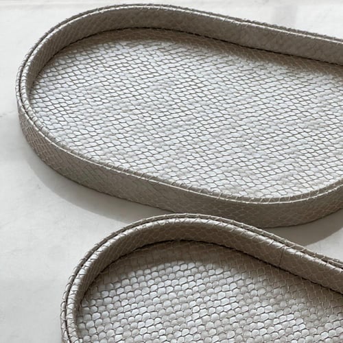 صينية تقديم