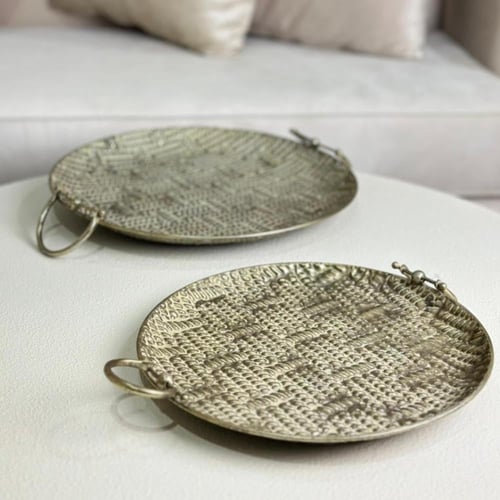 صينية تقديم معدن