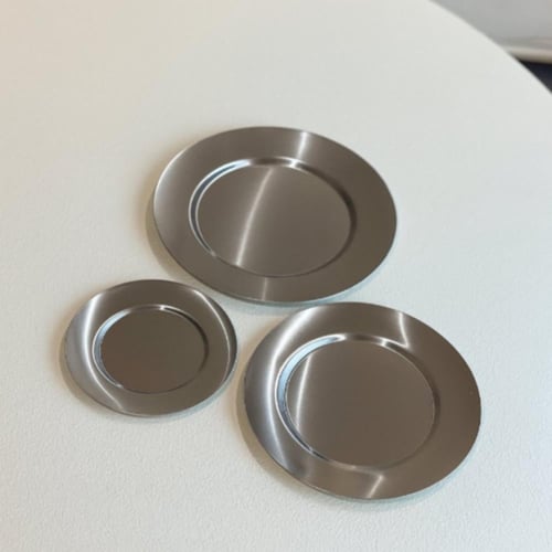 تقديمة معدن مميزة