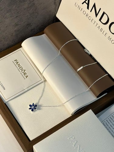 سلسله باندورا الوردة الزرقاء