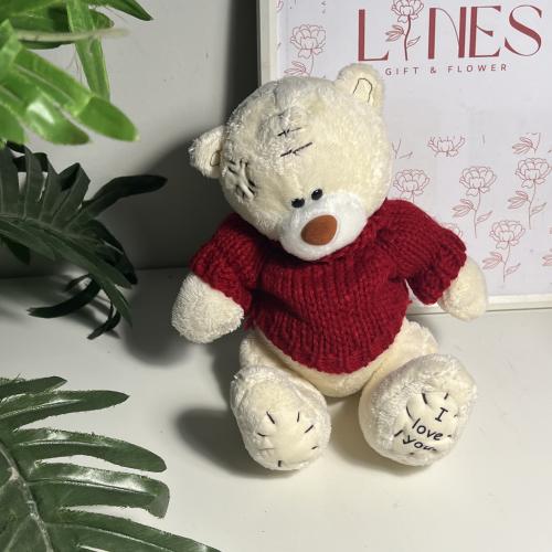 دمية دب ابيض