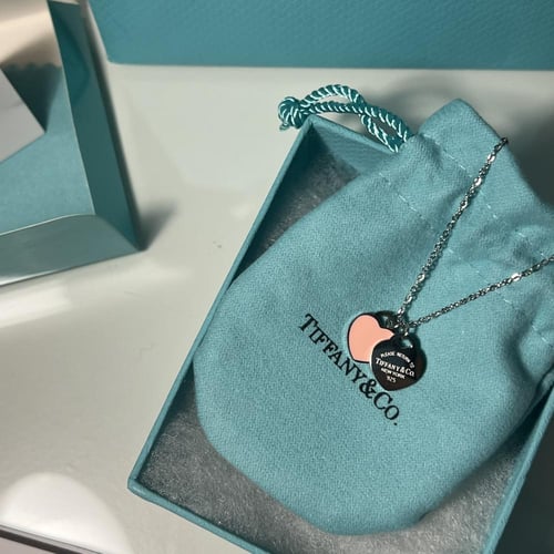 سلسلة تيفاني مع الملحقات