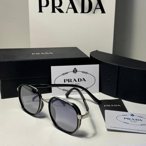 نظارة برادا أسود