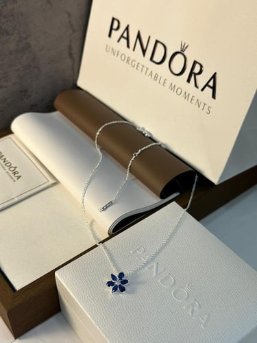 سلسله باندورا الوردة الزرقاء