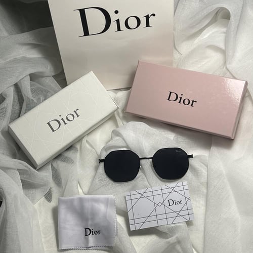 نظارة شمسية ( Dior ) اسود