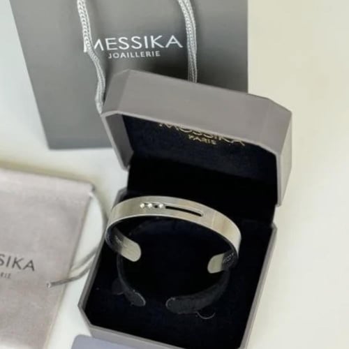 اسواره مسيكا مع الملحقات