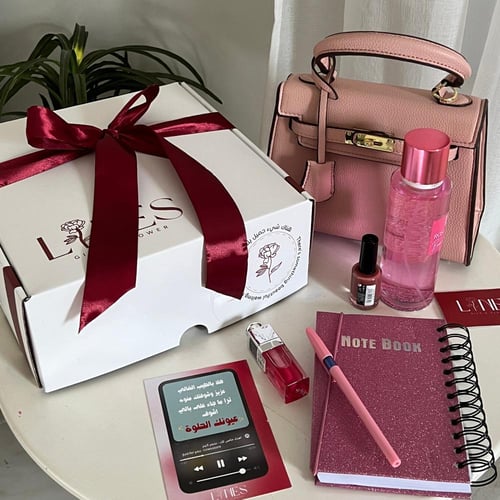 البوكس الوردي