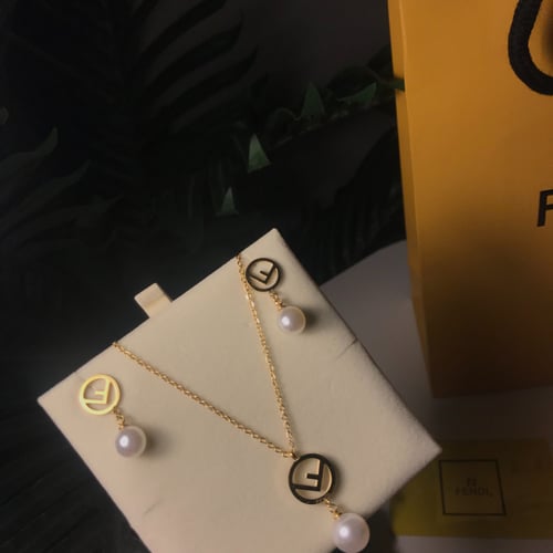 سلسله وحلق فندي