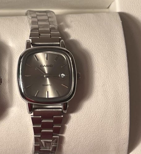 ساعة كاسيو نسائي