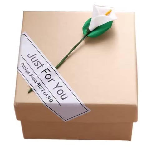 علبة انيقة لحفظ حلقانك - Box