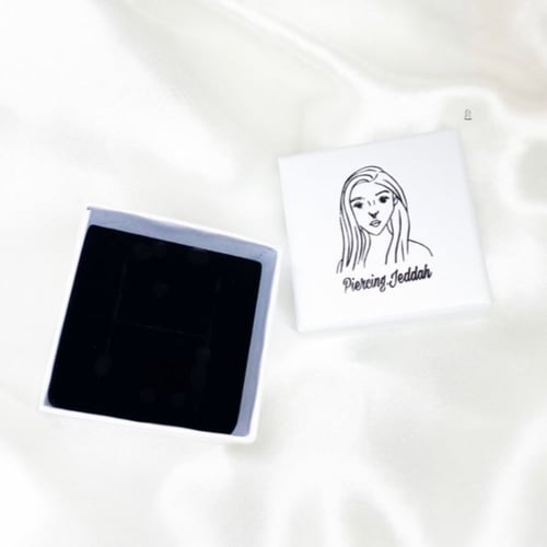 علبة لحفظ حلقانك - Piercing Box