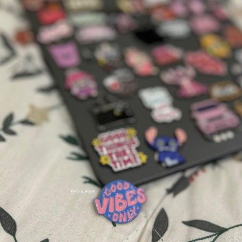 ستيكر معدني - تسليم فوري - Magnet Sticker