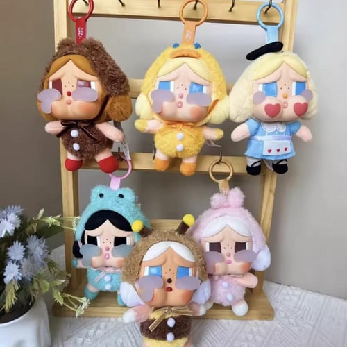 ميدالية كراي بيبي بوب مارت -Pop Mart Cry Baby Doll