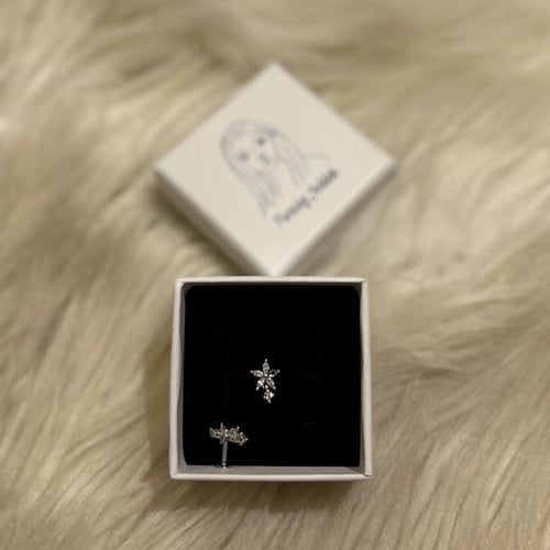 ياسمينا - حلق طبي - Piercing