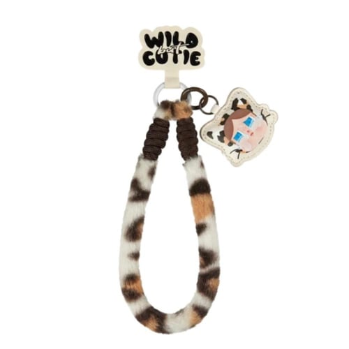 ميدالية كراي بيبي وايلد بت كيوتي الاصدار البني بوب...