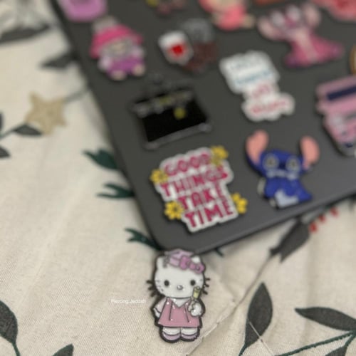 ستيكر معدني - تسليم فوري - Magnet Sticker