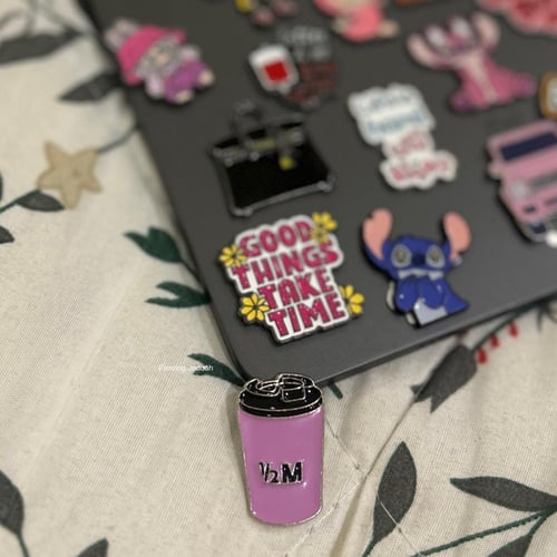 ستيكر معدني - تسليم فوري - Magnet Sticker