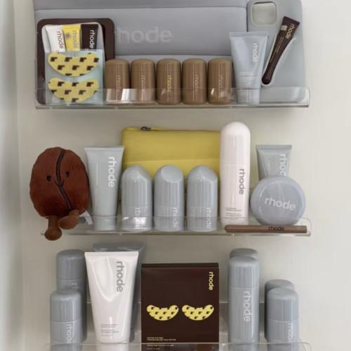 منتجات العناية من رود - Rhode Care Products