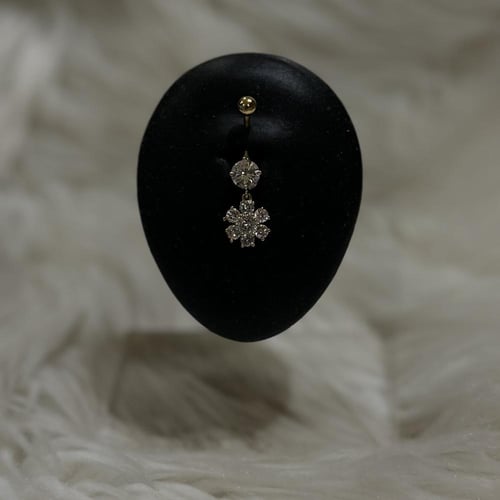 ازهار - حلق طبي - Piercing