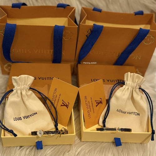 اسوارة لويس فيتون (ال في) - تسليم فوري - LV Bracel...